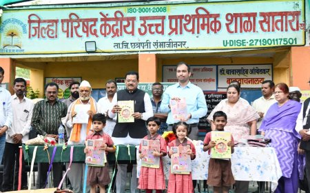 जिल्हाभरात शाळाप्रवेशाचा उत्सव; पालकमंत्री, मंत्री, जिल्हाधिकारी उच्चपदस्थांनी केले शाळेतल्या पहिल्या पावलाचे स्वागत