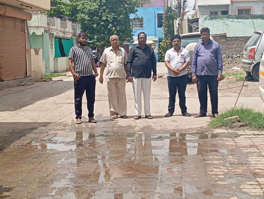 एस.टी. कॉलनीत पुन्हा ड्रेनेजचा उद्रेक: मनसेचा इशारा – काम सुरू करा, अन्यथा तीव्र आंदोलन