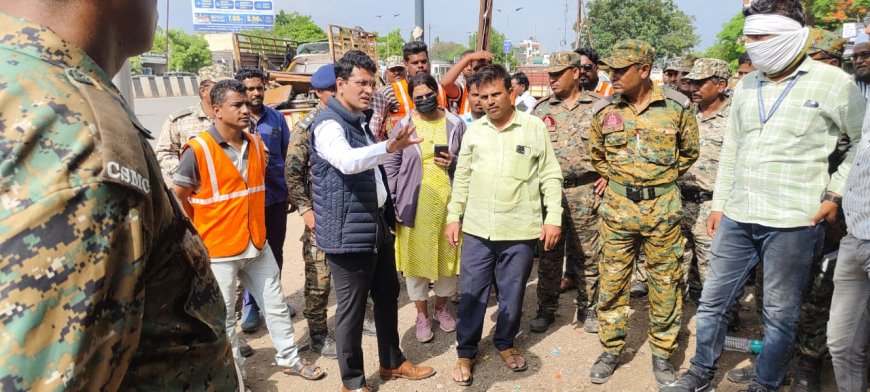 महापालिकेची मोठी कारवाई: एमआयटी कॉलेज ते महानुभाव चौकदरम्यान ६४ अतिक्रमणांवर हातोडा