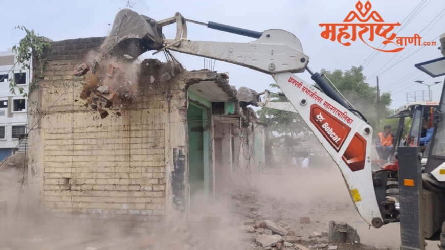 बीड बायपास सर्विस रोड पर बड़ा अतिक्रमण हटाओ अभियान — 92 अवैध निर्माण ढहाए, ₹67 हजार जुर्माना वसूला