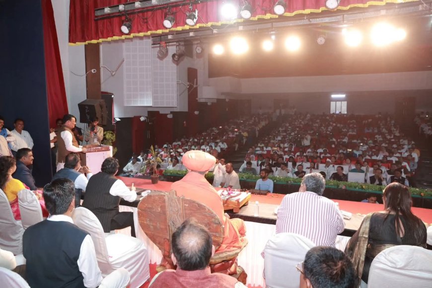 "मराठवाडा भूषण" पुरस्काराने पत्रकारांचा गौरव — पालकमंत्री शिरसाट यांच्या उपस्थितीत प्रेरणादायी सोहळा