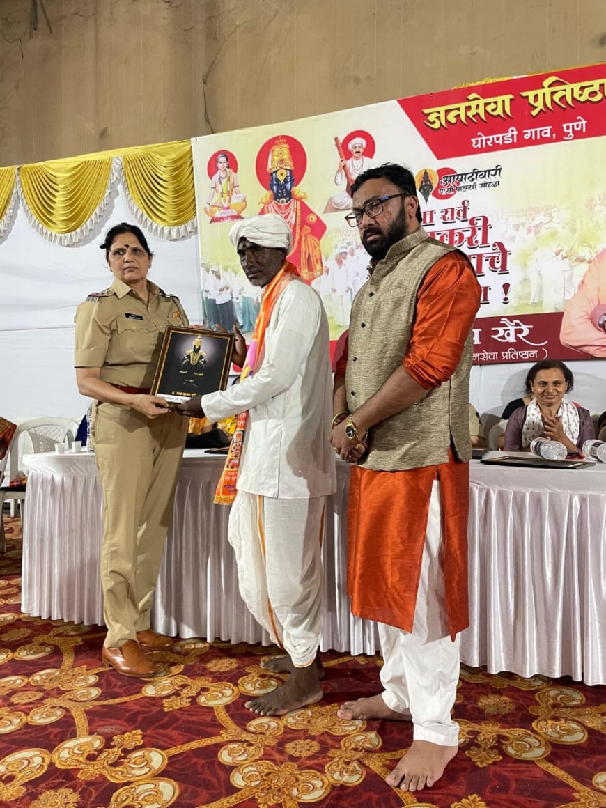 वारकऱ्यांसाठी जनसेवा प्रतिष्ठानचा सेवाभाव : चहा-नाश्ता, महाप्रसाद, आरोग्य शिबिर आणि कीर्तन सेवा