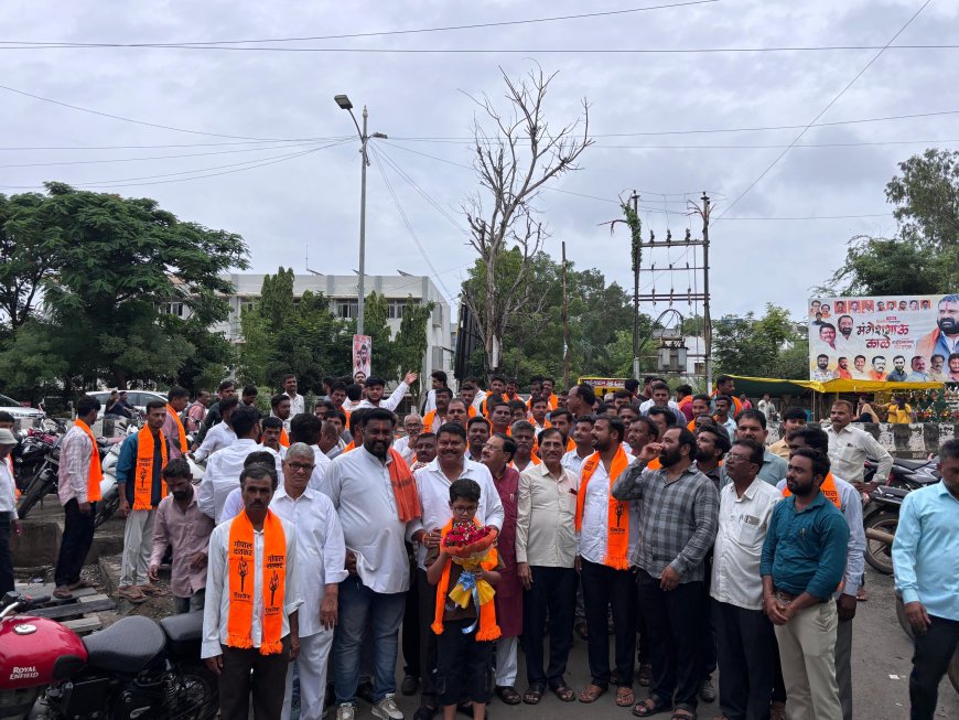 युवकांचा उत्स्फूर्त पाठिंबा, शिवसेनेत सामील शेकडो कार्यकर्ते!चिखलगाव-माझोड परिसरात भगवा फडकण्याची तयारी
