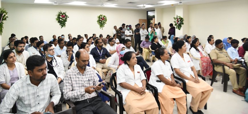 शासकीय कर्करोग रुग्णालयात मॅमोग्राफी यंत्राचे उद्घाटन, रुग्णांशी सौजन्यपूर्ण वागा – पालकमंत्री शिरसाट