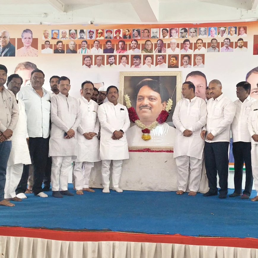 स्व. विलासराव देशमुख यांच्या स्मृतीदिनानिमित्त छत्रपती संभाजीनगरात अभिवादन