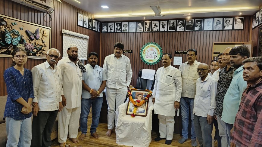 दर्यापूर कृषी उत्पन्न बाजार समितीत राजीव गांधी जयंती साजरी