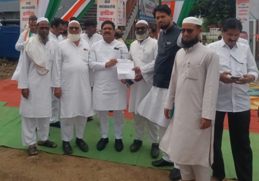 अंभई गावची मागणी : सुमय्या मदरशाला ३० लाखांचा निधी मंजूर करावा! खासदार डॉ. कल्याण काळेंना निवेदन