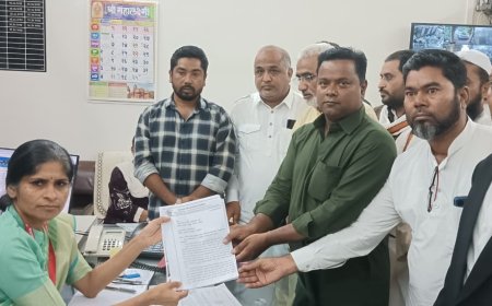 पोलीस निरीक्षक मुरलीधर कासार यांचे वर्तन असंवैधानिक आणि पक्षपाती आहे - त्यांच्यावर कायदेशीर कारवाई करावी - एकता संघटना जळगाव