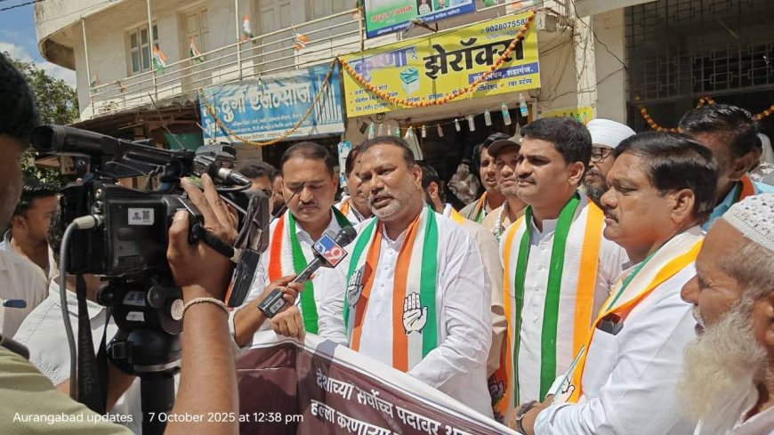 सुप्रीम कोर्टाचे सरन्यायाधीश भूषण गवई यांच्यावर हल्ल्याचा प्रयत्न: काँग्रेसकडून 'जोडे मारो' आंदोलन करून तीव्र निषेध