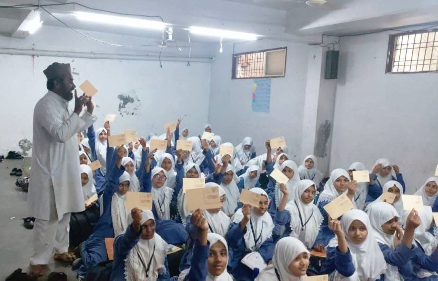 जागतिक डाक दिना निमित्त "पोस्टकार्डद्वारे वाचनप्रेमाची जाणीव – रीड अँड लीड फाऊंडेशनचा स्तुत्य उपक्रम"