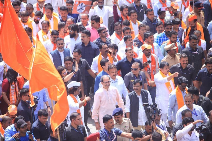 ‘हंबरडा मोर्चा’ने हादरले सरकार! – उद्धव ठाकरे यांच्या नेतृत्वाखाली मराठवाड्यात बळीराजाचा आक्रोश