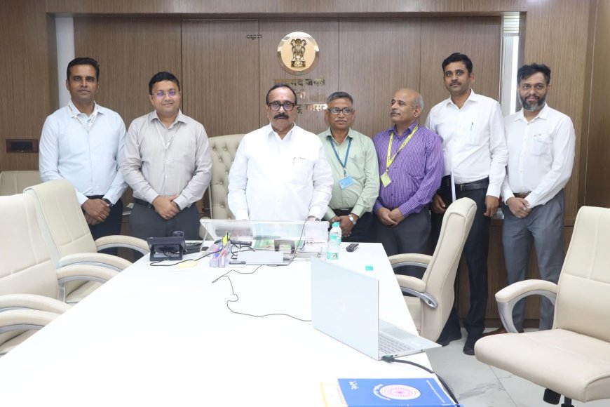 🌐 ऑनलाईन कर्ज योजनेला सुरुवात: इतर मागासवर्गीय महामंडळाच्या थेट कर्ज पोर्टलचे उद्घाटन मंत्री अतुल सावे यांच्या हस्ते