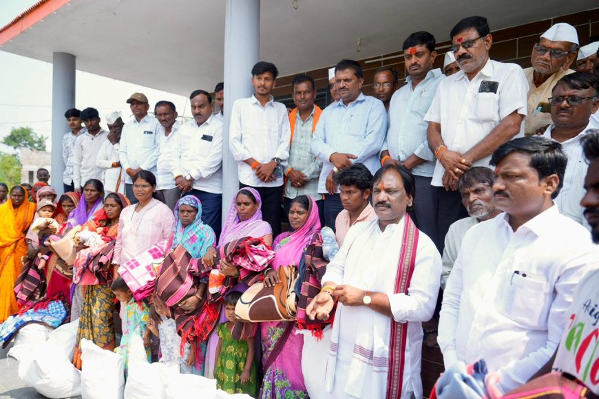 अतिवृष्टी नुकसानग्रस्त कुटुंबीयांसमवेत विरोधी पक्षनेते अंबादास दानवेंनी साजरी केली दिवाळी