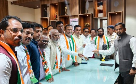 मनपा निवडणुकीपूर्वी काँग्रेसची धडाडीची भूमिका — मतदार यादीतील त्रुटींवर आयुक्तांना निवेदन