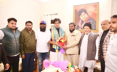 अल्पसंख्यांक काँग्रेस पदाधिकाऱ्यांना स्थानिक स्वराज्य संस्थांत उमेदवारी द्यावी – खा. इमरान प्रतापगडी यांना निवेदन