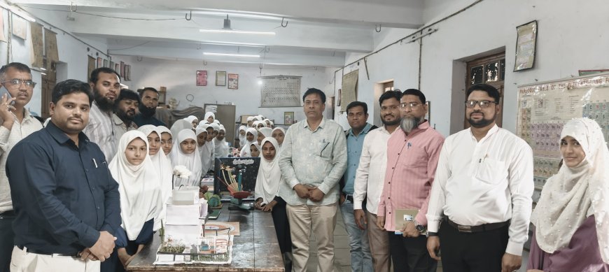 नगरदेवळ्यात विज्ञान-गणित प्रदर्शनाला उत्स्फूर्त प्रतिसाद, उर्दू विभागाच्या विद्यार्थ्यांची चमकदार कामगिरी!