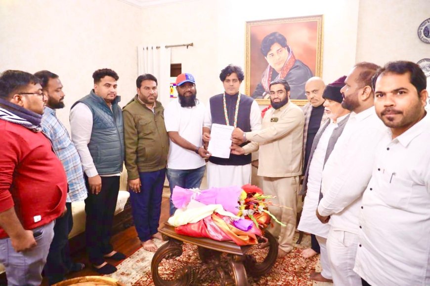 अल्पसंख्यांक काँग्रेस पदाधिकाऱ्यांना स्थानिक स्वराज्य संस्थांत उमेदवारी द्यावी – खा. इमरान प्रतापगडी यांना निवेदन