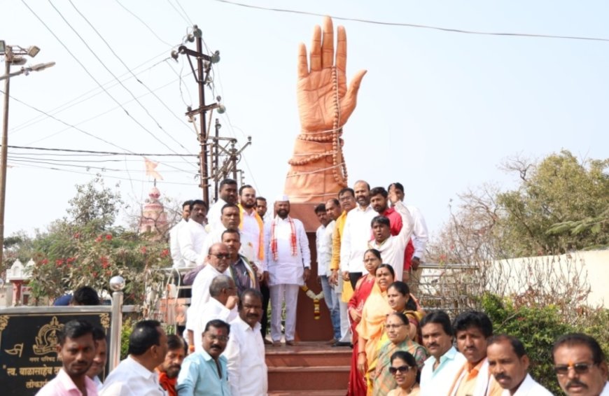 सिल्लोडमध्ये शिवसेनेतर्फे स्व. बाळासाहेब ठाकरे जयंती उत्साहात साजरी; आमदार अब्दुल सत्तार यांचे ‘80 टक्के समाजकारण’वर भर