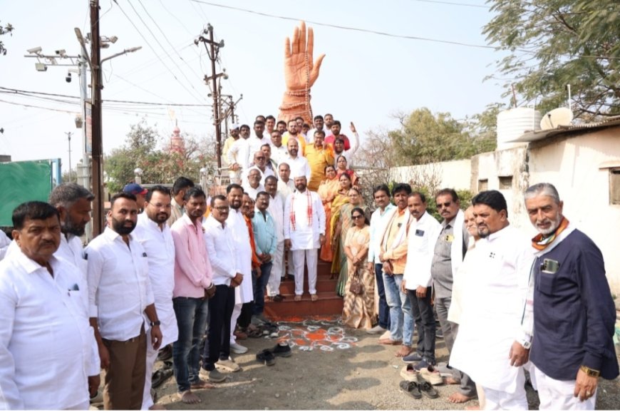 सिल्लोडमध्ये शिवसेनेतर्फे स्व. बाळासाहेब ठाकरे जयंती उत्साहात साजरी; आमदार अब्दुल सत्तार यांचे ‘80 टक्के समाजकारण’वर भर