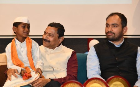 बालसाहित्याकडे द्या विशेष लक्ष;जिल्हाधिकाऱ्यांची साहित्यिकांना साद