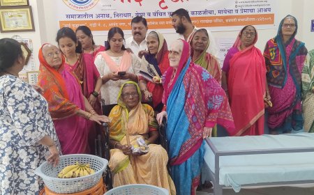 स्व. रावसाहेब कोतकर पुण्यतिथीनिमित्त माई वृद्धाश्रमात फळे व साहित्य वाटप