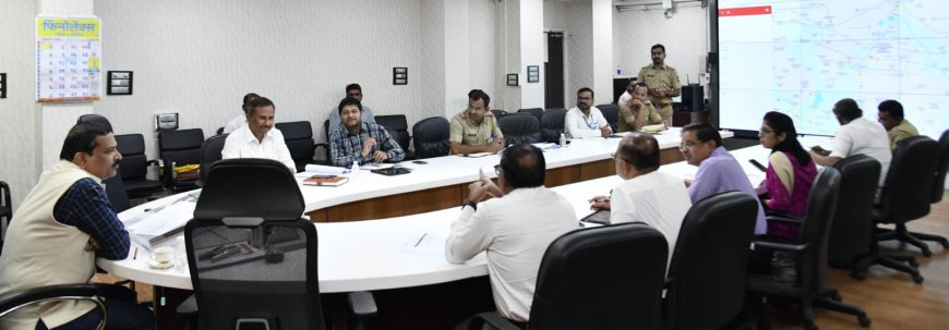 अपघातप्रवण स्थळांबाबत ऑनलाईन भौगोलिकस्थान माहिती सेवांचा सहयोग घ्या-जिल्हाधिकारी दिलीप स्वामी