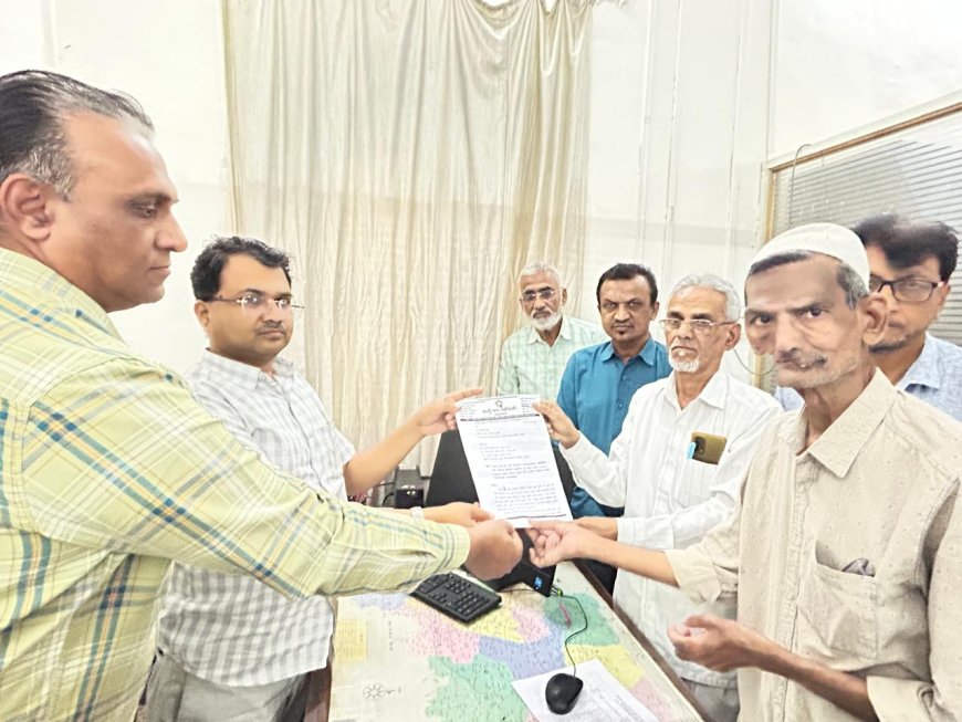 “उर्दू घराला मान्यता, मग शाळांमध्ये उर्दूला दुय्यम भाषा दर्जा का नाही?” — जळगाव उर्दू घर समितीचा शासनाला सवाल