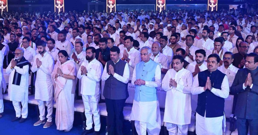 मुंबईत दिवंगत अजितदादांना भावपूर्ण श्रद्धांजली; देशातील दिग्गजांची उपस्थिती