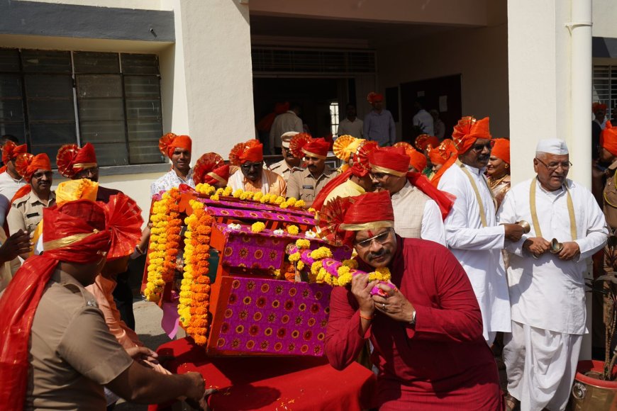 ‘मराठी राजभाषा दिन’ छत्रपती संभाजीनगर ग्रामीण पोलिसांत उत्साहात; ग्रंथ दिंडी व मराठी संवर्धनाची शपथ