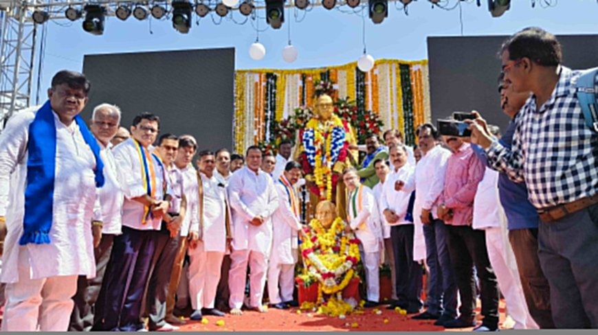 ‘समतेचा जागर, विचारांना अभिवादन’ – काँग्रेसतर्फे डॉ. बाबासाहेब आंबेडकर जयंती उत्साहात साजरी