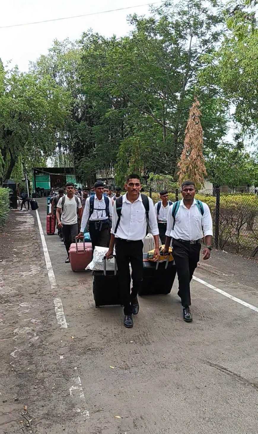 मराठवाड्यातील अग्निवीरांची सैन्य दलात निवड प्रशिक्षणसाठी २ हजार ३५० अग्निवीर रवाना