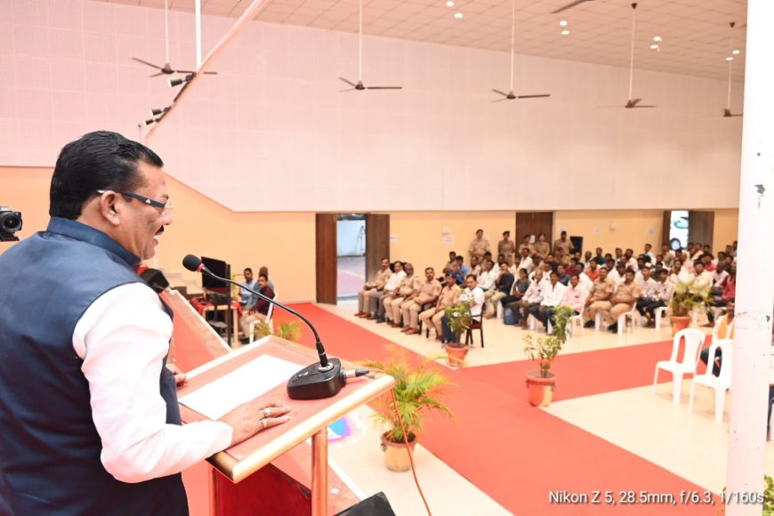 'विश्वासाची परतफेड' : ग्रामीण पोलिसांनी शोधून दिले 130 हरवलेले मोबाईल; पालकमंत्री संजय शिरसाट यांच्या हस्ते नागरिकांकडे सुपूर्द