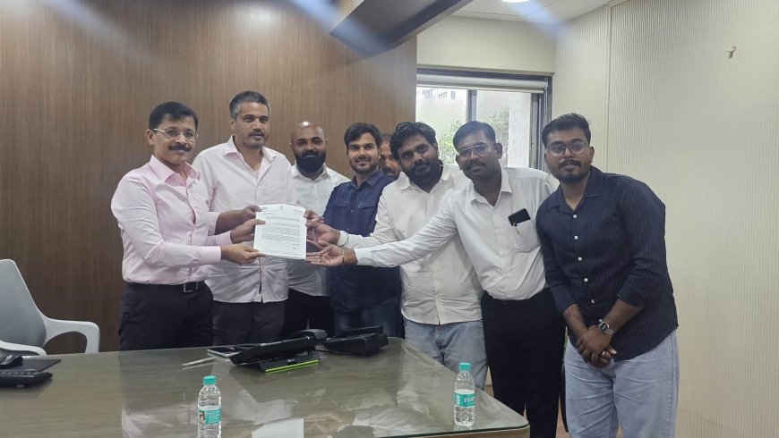 अन्न व औषध निरीक्षक भरतीतील कथित पेपरफुटीवर रोहित पवार आक्रमक; आयुक्त तुकाराम मुंडे यांना थेट निवेदन