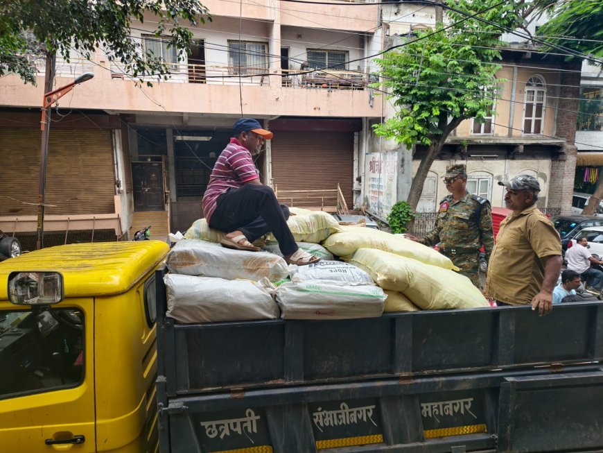 प्लॅस्टिक माफियांवर मनपाचा ‘सर्जिकल स्ट्राईक’; राजेश्वरी प्लॅस्टिकवर धाड, ३.२५ टन साठा जप्त