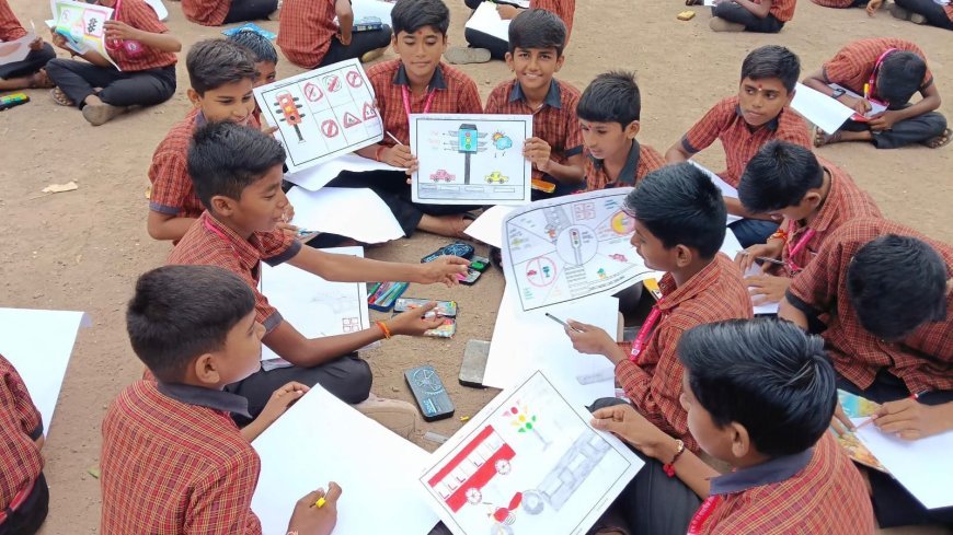 १५ हजार विद्यार्थ्यांच्या रंगरेषांतून रस्ते सुरक्षेचा जागर; ग्रामीण पोलिसांच्या चित्रकला स्पर्धेला उत्स्फूर्त प्रतिसाद