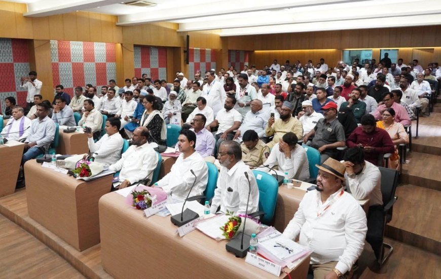 मदरसा आधुनिकीकरणासह अल्पसंख्याकांच्या विकासासाठी प्रशासनाला प्यारे जिया खान यांचे महत्त्वाचे निर्देश