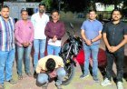 महामार्गावर चाकूचा धाक दाखवून जबरी चोरी; स्थानिक गुन्हे शाखेने आरोपीला पाठलाग करून पकडले!