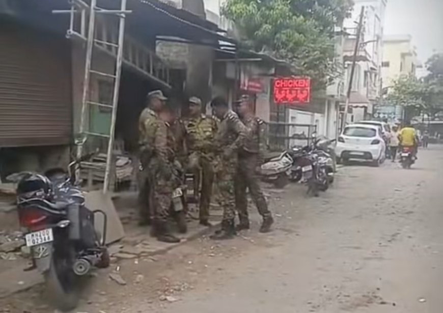 प्रतिबंधित प्लॅस्टिकविरोधात मनपाचा दणका! जनता किराणा येथे १,३९० किलो प्लॅस्टिक जप्त; २५ हजारांचा दंड