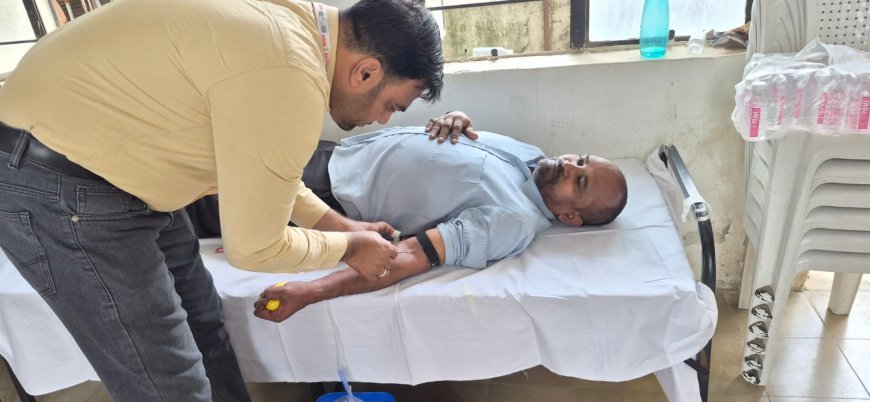 इंदिरा गांधी पुण्यतिथी, सरदार पटेल जयंतीनिमित्त काँग्रेस सेवादलाचे रक्तदान शिबिर; २७ जणांचे रक्तदान!